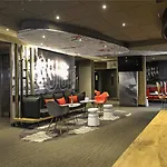 Ibis Chateau De 3*