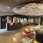 Ibis Chateau De 3*