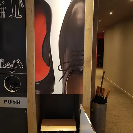 מלון Ibis Chateau De פונטנבלו