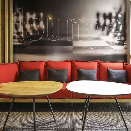 מלון Ibis Chateau De 3*