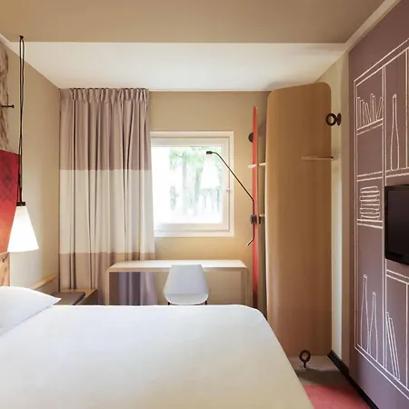 Ibis Chateau De פונטנבלו