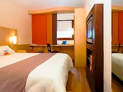 Hotel Ibis Chateau De Fontainebleau