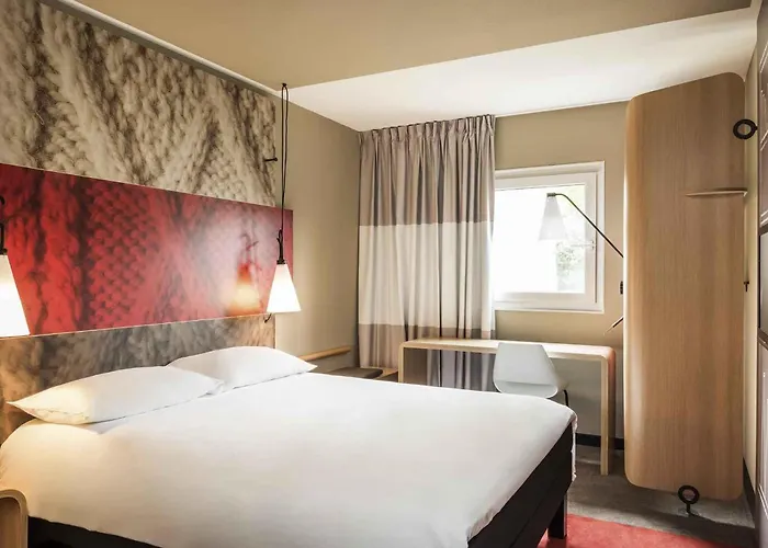 Ibis Chateau De Hotel Fontainebleau