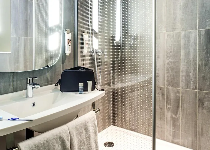 Отель Ibis Chateau De Фонтенбло