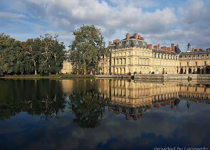 Ibis Chateau De Hotel 3*