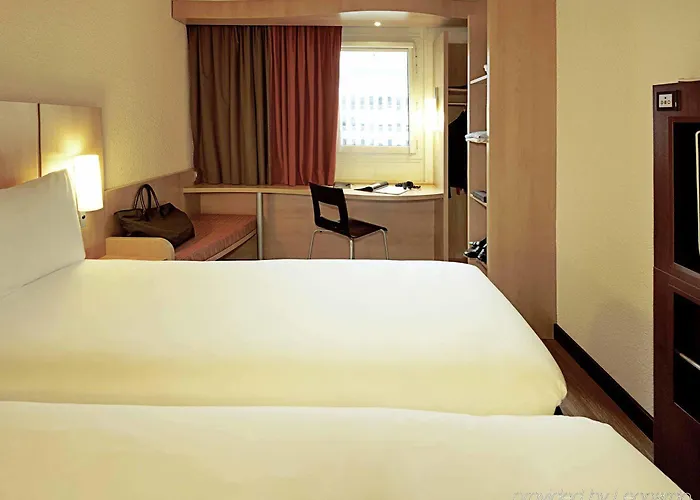 Ibis Chateau De Fontainebleau